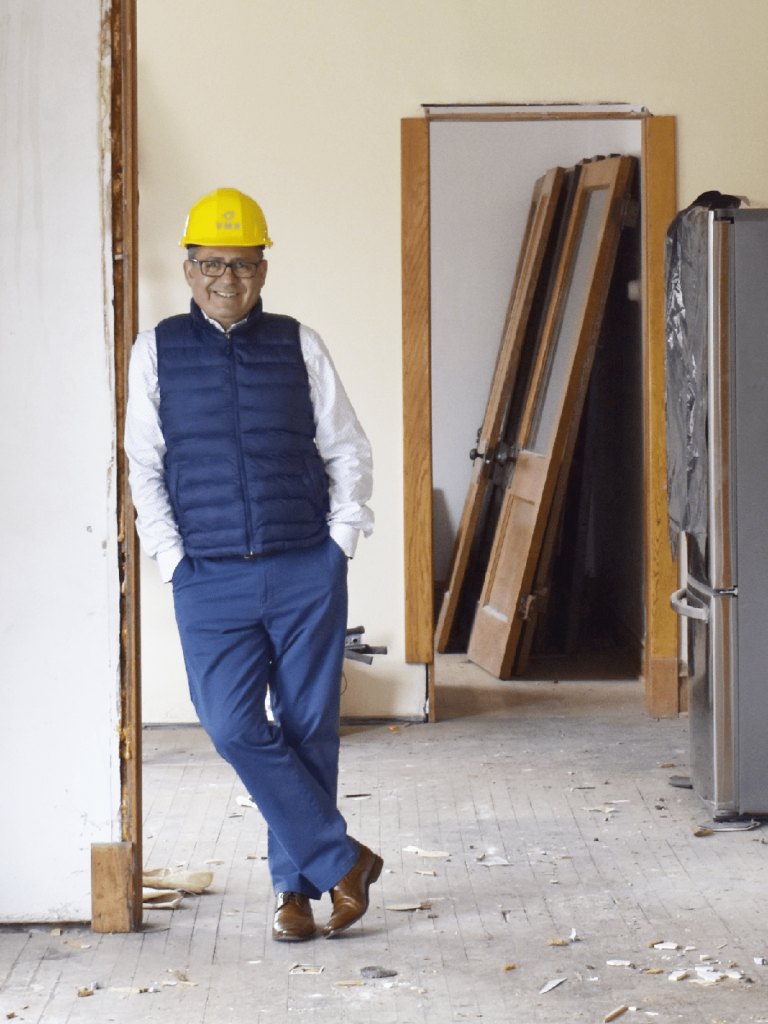 Vicente Martinez Owner VMR Group